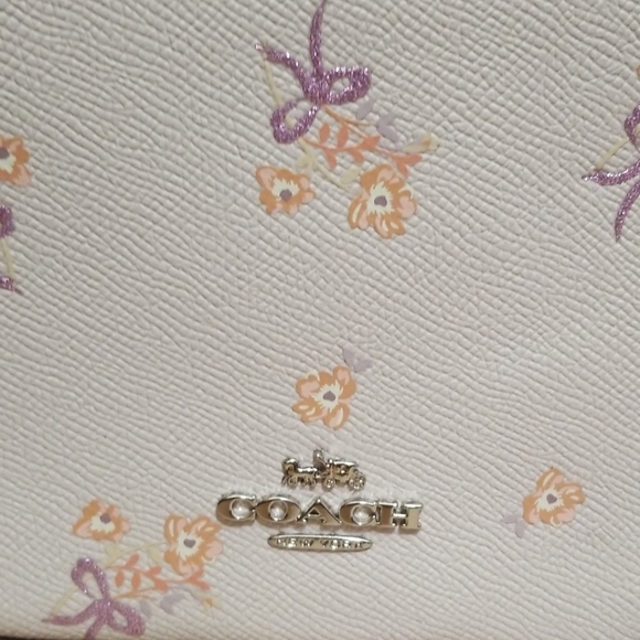 NWT Coach Camera Bag - Picture 3 of 8